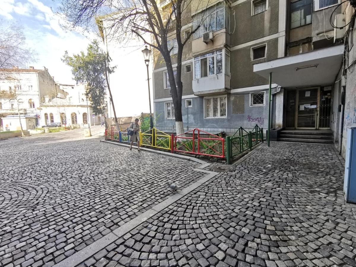 Old Town Apartment With Amazing View From The Balcony Bucharest Luaran gambar