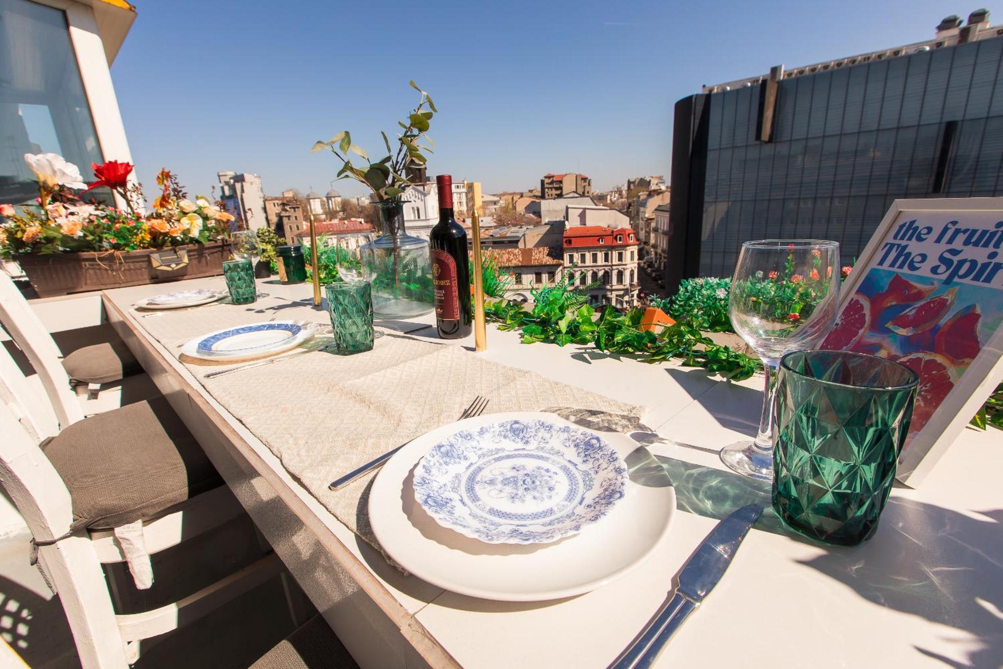 Old Town Apartment With Amazing View From The Balcony Bucharest Luaran gambar