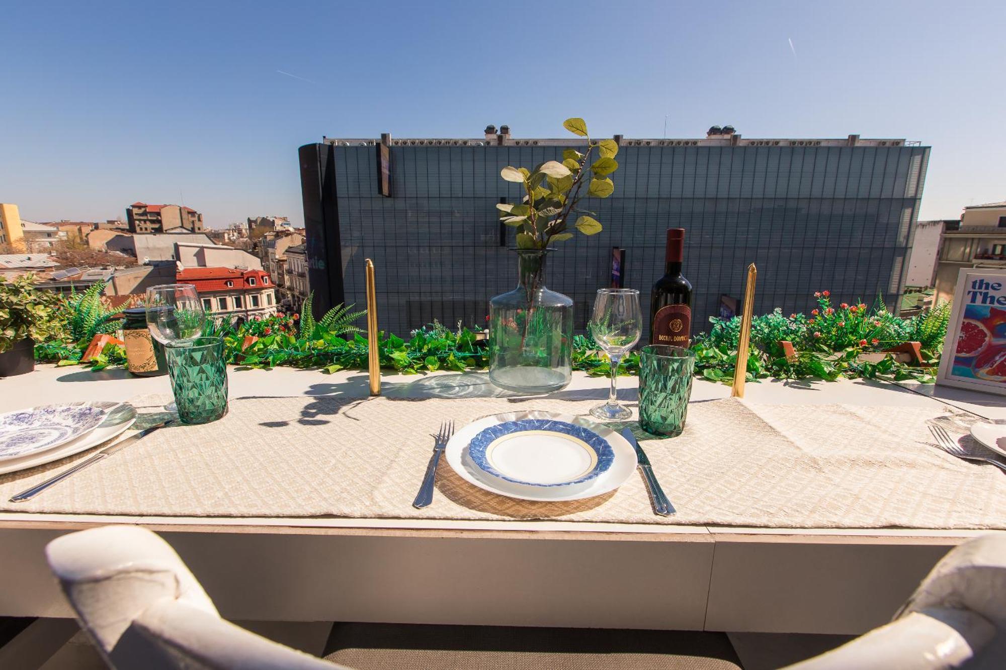 Old Town Apartment With Amazing View From The Balcony Bucharest Luaran gambar