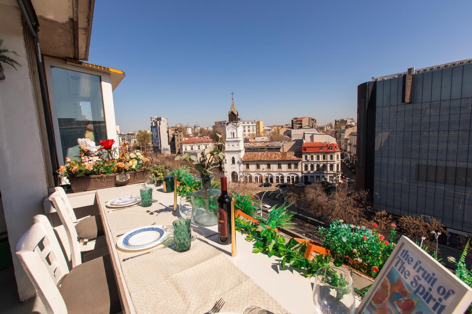 Old Town Apartment With Amazing View From The Balcony Bucharest Luaran gambar