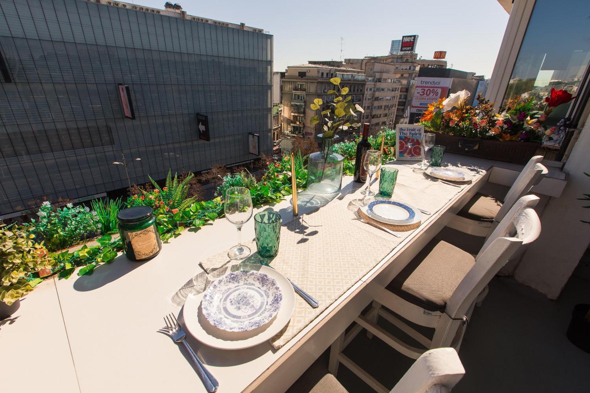 Old Town Apartment With Amazing View From The Balcony Bucharest Luaran gambar